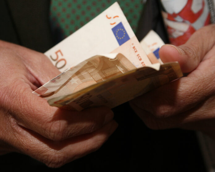 lefta eurok.jpg