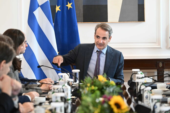 mitsotakis ipougiko eurok scaled.jpg