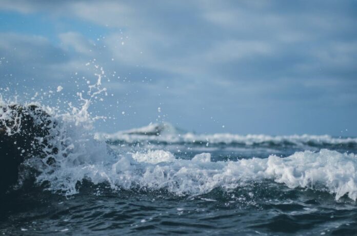 waves.jpg