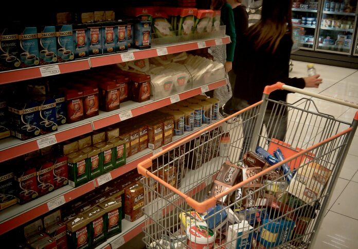 super market karotsi eurokinissi 1 1.jpg
