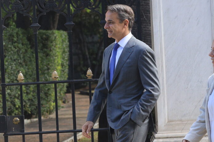 mitsotakis 092445 eurok.jpg