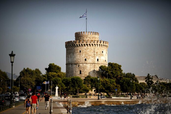 thessaloniki leykos pyrgos eurokinissi 1 scaled.jpg