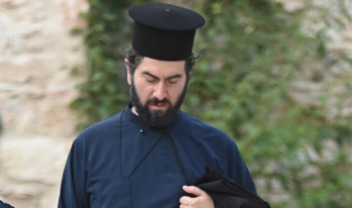 pater antwnios.jpg