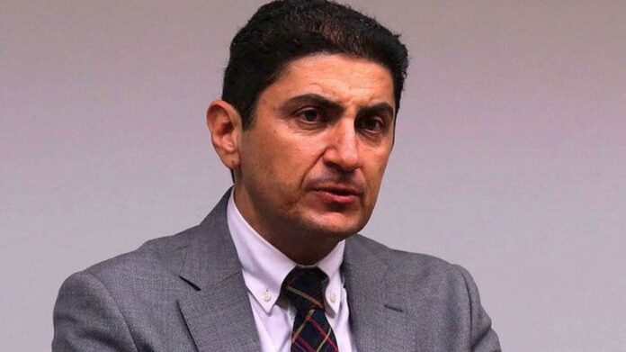 augenakis.jpg