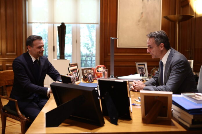 doukas mitsotakis.jpg