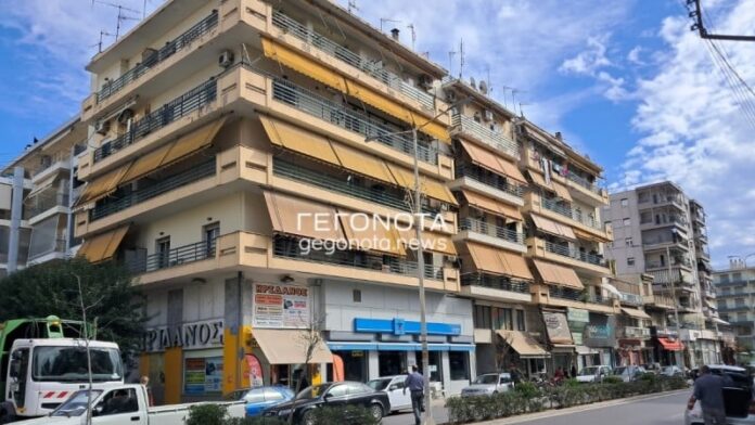 volos ptosi polykatoikia.jpg