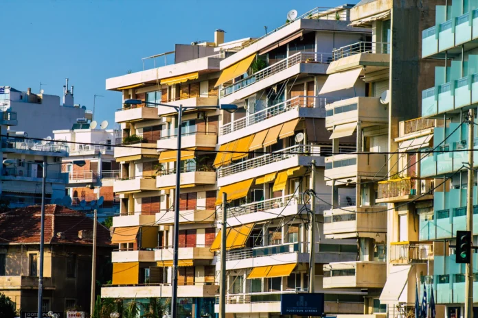 athina polukatoikies spitia astikos istos.webp.webp