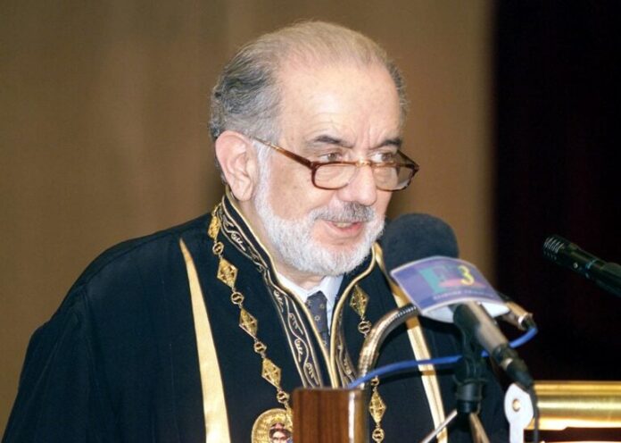 mixalis papadopoulos auth.jpg