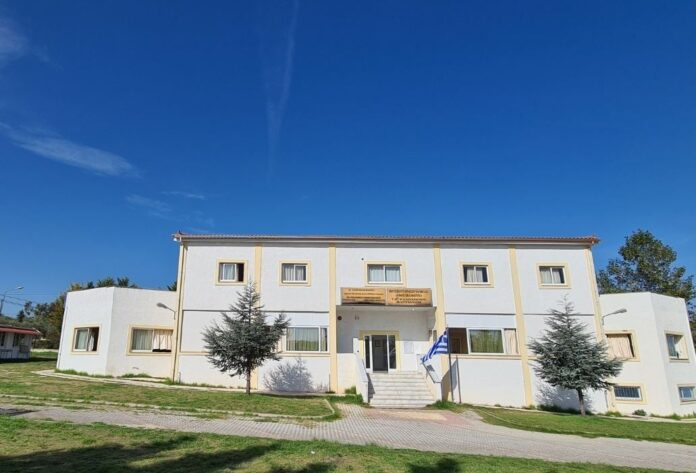 mousiko gymnasio xalkidas.jpg
