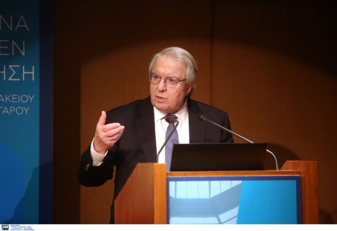giorgos babiniotis.jpg
