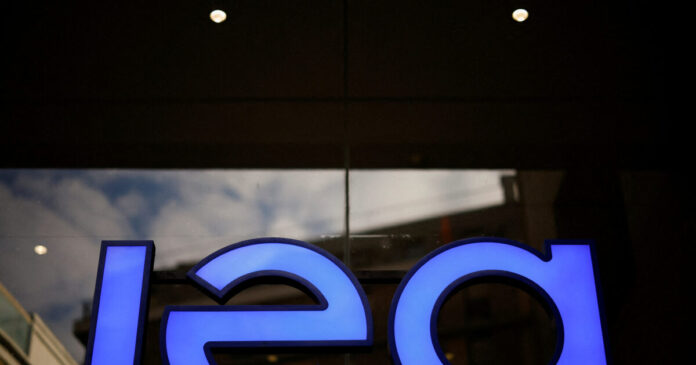iea oil reuters 1200x630.jpg