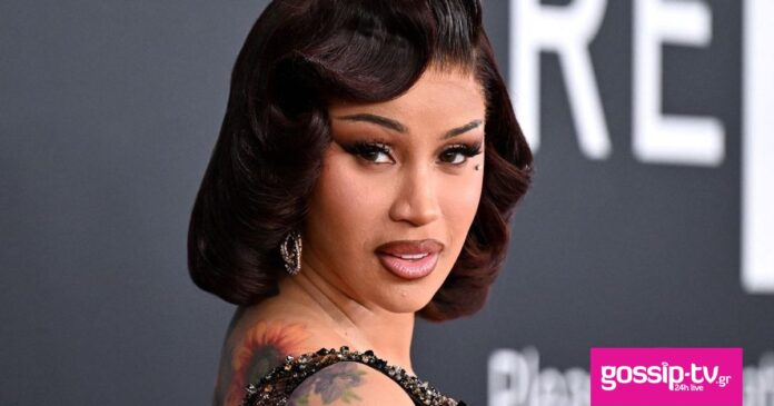 199758fb rapper cardi b arrives for the 67th annual grammy awards at news photo 1750795634.jpg