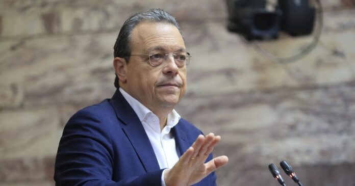 famellos 7 1200x630.jpg