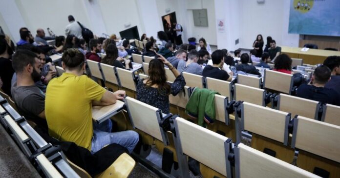 foitites amfitheatro eurok 1 1200x630.jpg