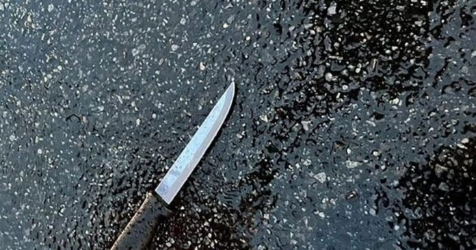 knife maxairi reuters 1200x630.jpg