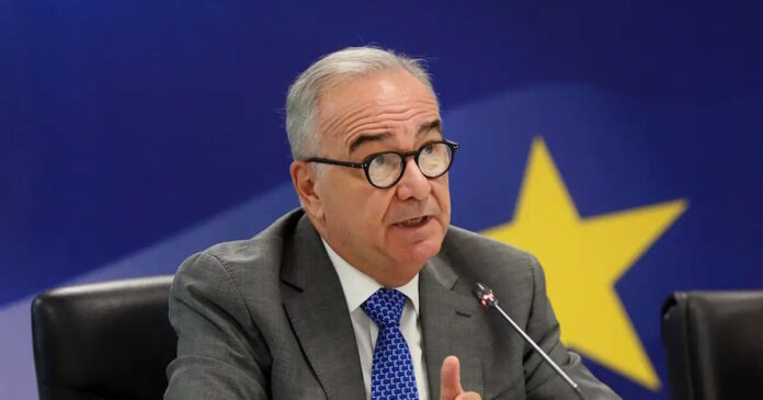 nikos papathanasis 1200x630.jpg