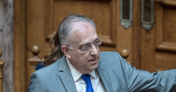 takis theodorikakos vouli euroki 1200x630.jpg