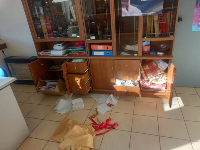 vandalismoi marathonas1.jpg