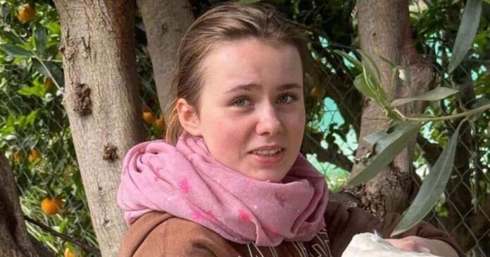 16xroni lora patra 1 1200x675 1 1200x630.jpg