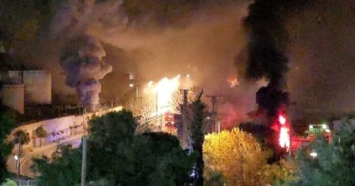 perama fwtia 30 1200x630.jpg