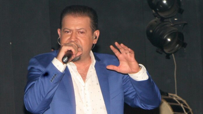 xaris kostopoylos.jpg