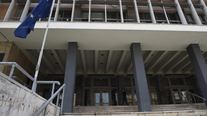 dikastiko megaro thessalonikis1.jpg