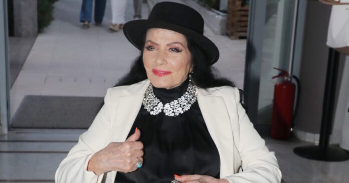 zozo sapountzaki ndp 1200x630.jpg