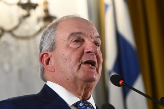 karamanlis.jpg