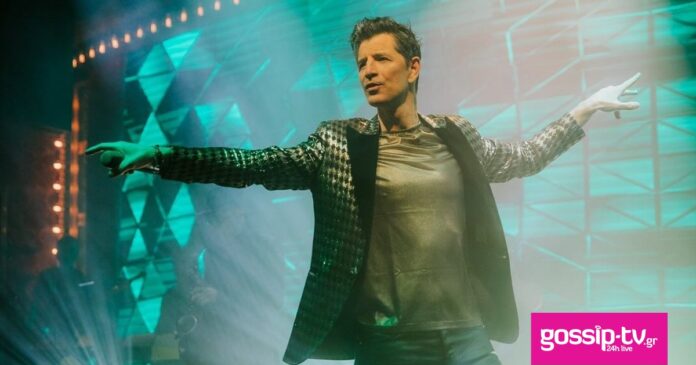 photo by sakis rouvas on december 12 2024. mporei na einai eikona 1 atomo synaylia kai keimeno.jpg
