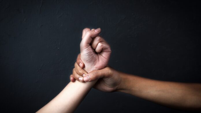 endooikogeneiakh via.jpg