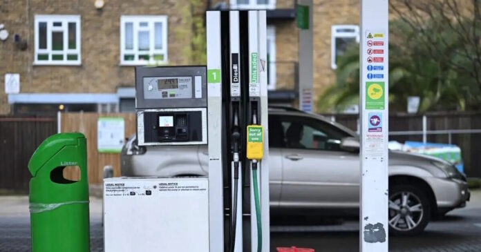 gas station car reuters 1200x675 1 1200x630.jpg