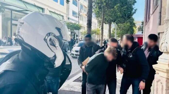 irakleio parasyrsi.jpg