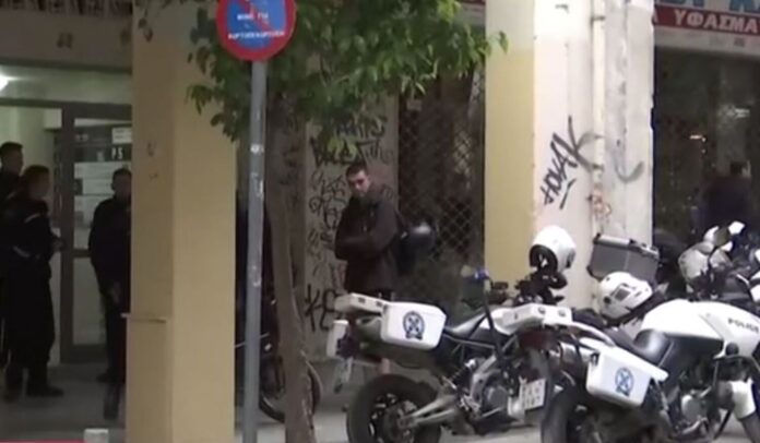 nekrh athina.jpg