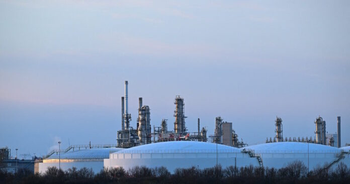 oil iran crisis 1200x630.jpg