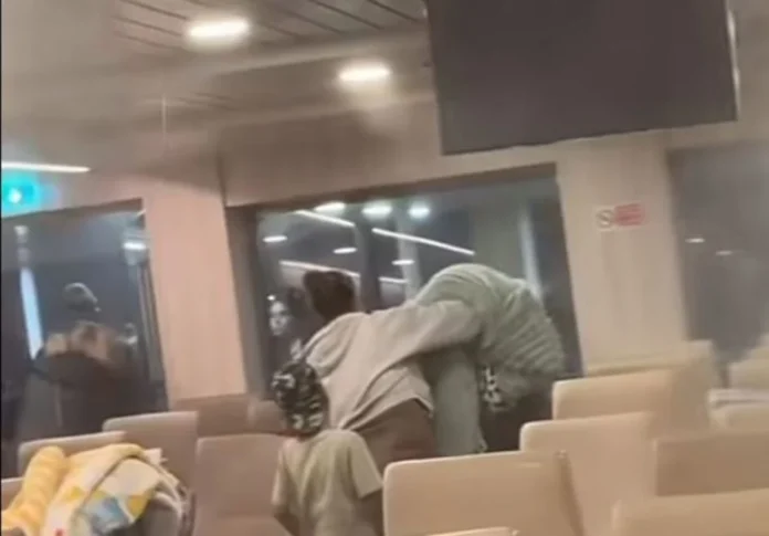 ploio nero1 969x675 1.webp.webp