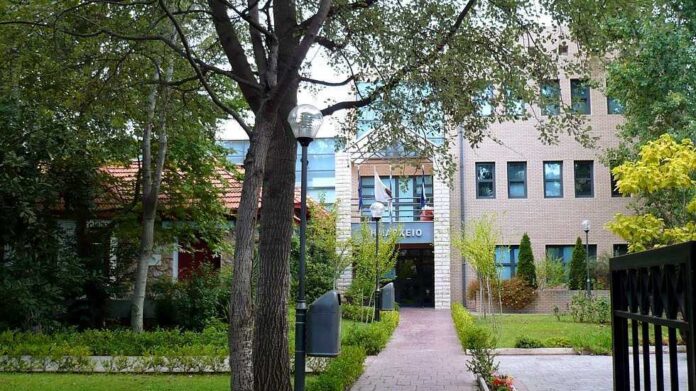 vrilissia dimarxeio aftodioikisi 1.jpg