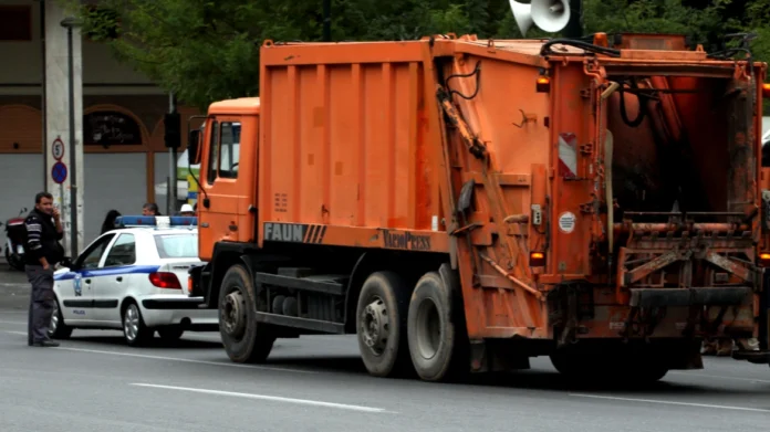 σκουπιδιαρικο απορριματοφορο.webp.webp