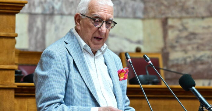 nikitas kaklamanis 6 1200x630.jpg