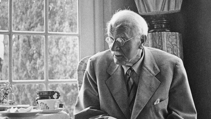carl gustav jung.jpg