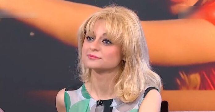 dimitra derzekou 1200x630.jpg