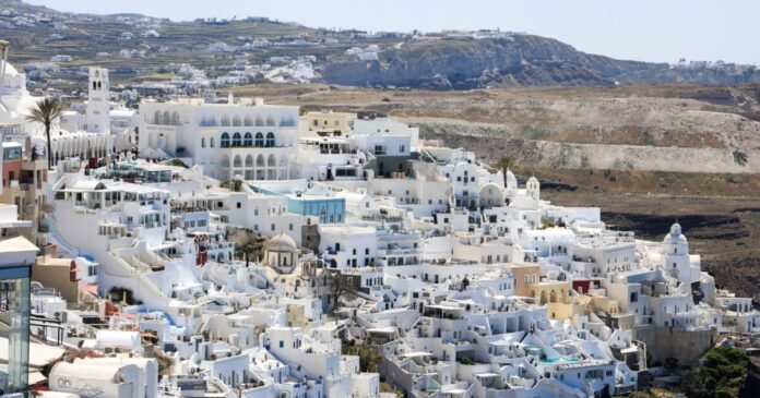 santorini eurokinissi 1200x630.jpg