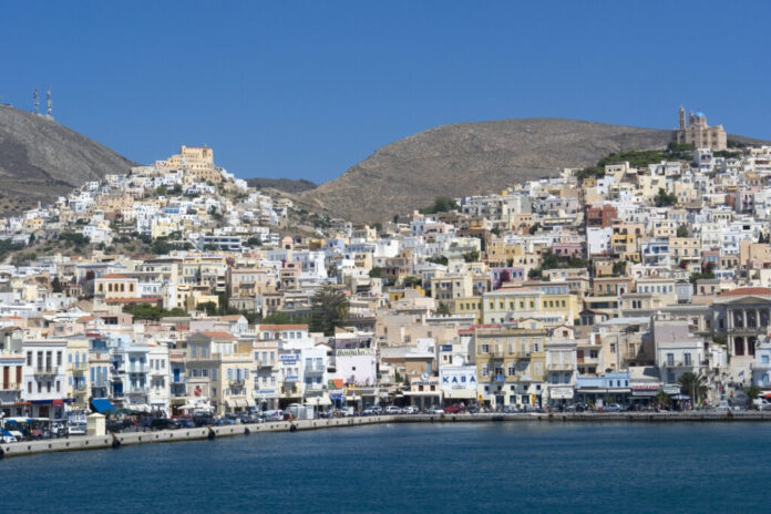 syros ermoupoli.jpg