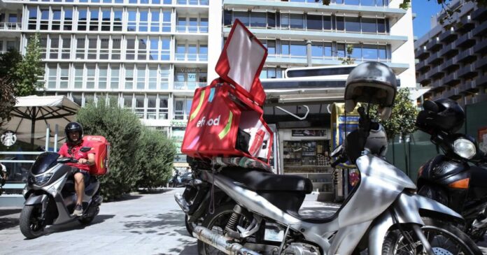 efood delivery5 scaled 1 1200x630.jpg