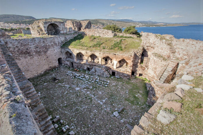 kastro mytilinis 6.jpg