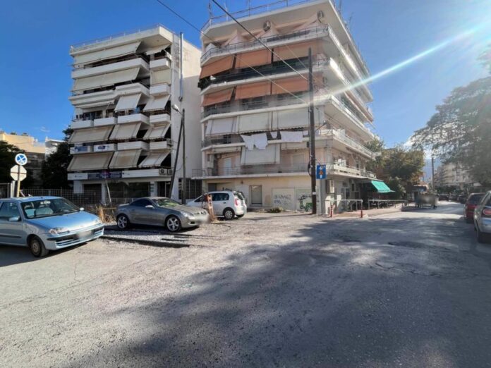 kalamata 2 900x675.jpg