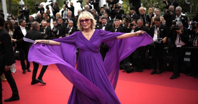 amanda lear 1200x630.jpg