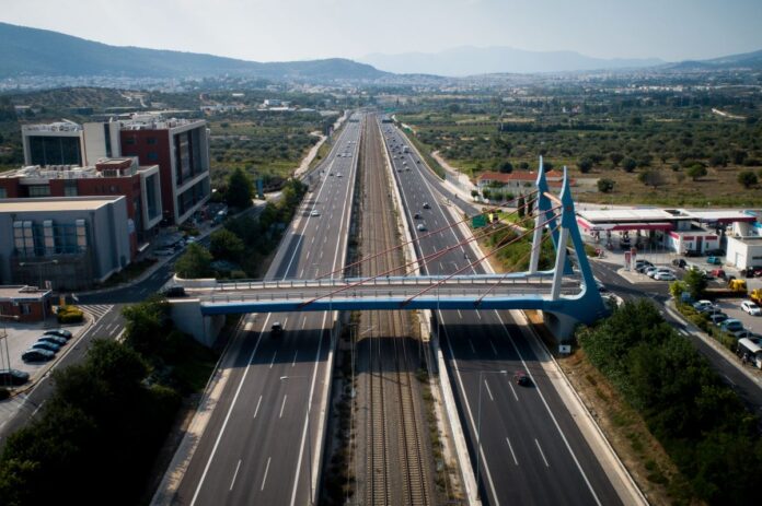 attiki odos attica road eurokinissi 2.jpg