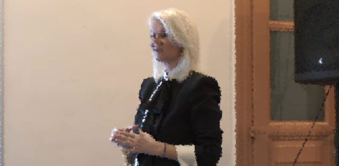 giatros kolonaki new.jpg