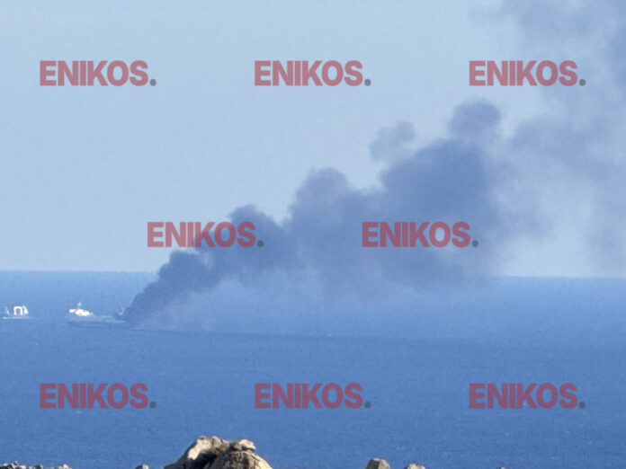 mykonos ploio fotia 2 900x675.jpg