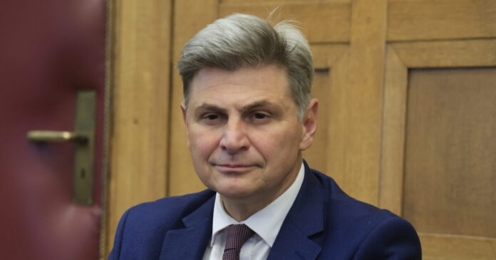nikolas farantouris 1200x630.jpg